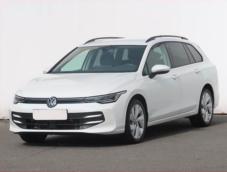 Volkswagen Golf (2025) 1.5 TSI, Full Led,Kamera - fotka 2 z 23