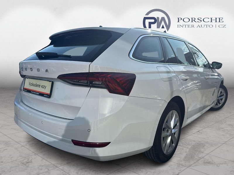 Škoda Octavia Style 2.0 TDI 110kW DSG Combi - fotka 2 z 25