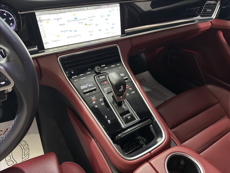 Porsche Panamera 4,0   4S 421HP APPROVED 27 SOF - fotka 17 z 37