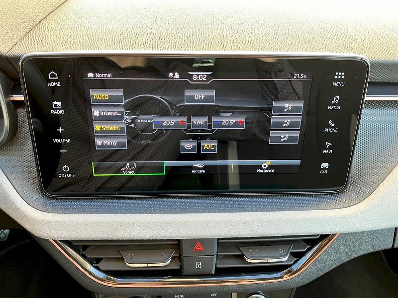 Škoda Kamiq (2025) 1.0TSI 85kW Top Selecti naviga - fotka 18 z 33