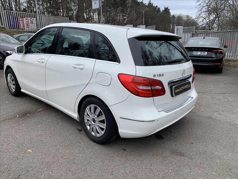 Mercedes-Benz Třídy B 1,6 B180 ČR - fotka 7 z 17