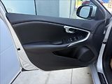 Volvo V40 1,6 D 84 kw. Č.R. - náhled 16