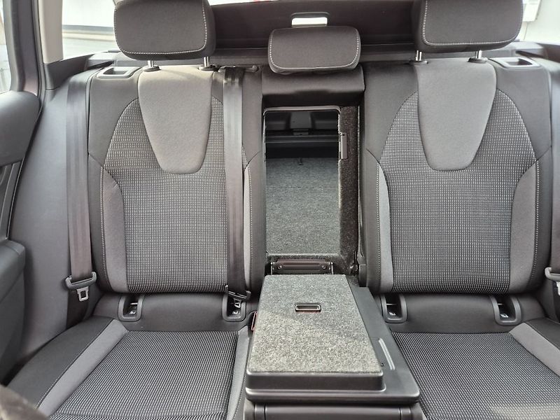 Škoda Octavia Selection 1.5 TSI 110 kW - fotka 20 z 32