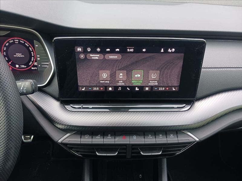 Škoda Octavia 1,5 TSI FL SPORTLINE - fotka 17 z 27