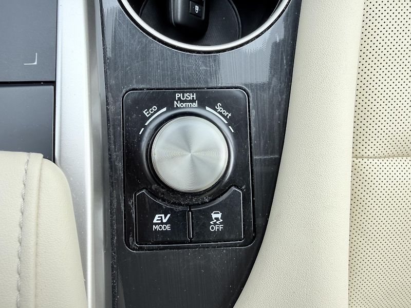 Lexus RX 450h CZ 1.majitel DPH  - fotka 23 z 44