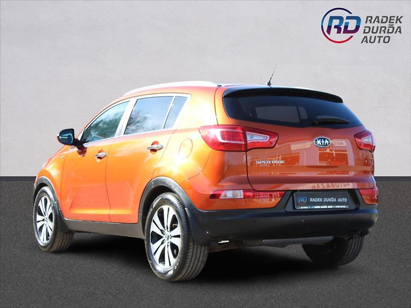 Kia Sportage 2,0 CVVT  ČR,4x4,AUTOMAT - fotka 7 z 31