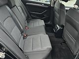 Volkswagen Passat 2.0TDI 110KW DSG BUSINESS ČR! - náhled 22