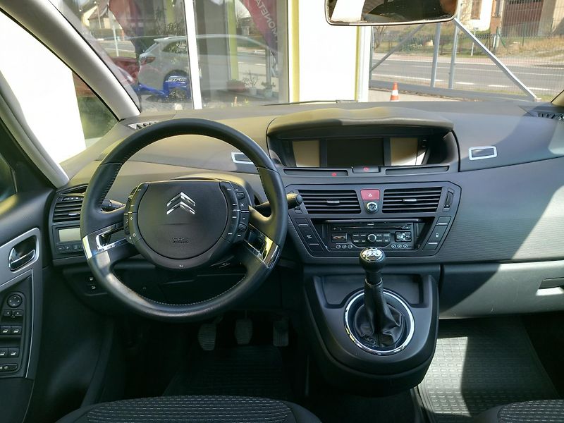 Citroën C4 Picasso (2010) 1,6HDi SERVISKA NAVI  NOVÁ STK - fotka 21 z 34