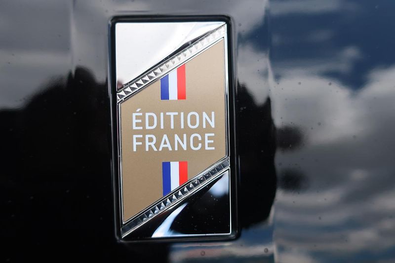 DS Automobiles DS7 (2025) EDITION FRANCE PLUG-IN HYBRID - fotka 16 z 16
