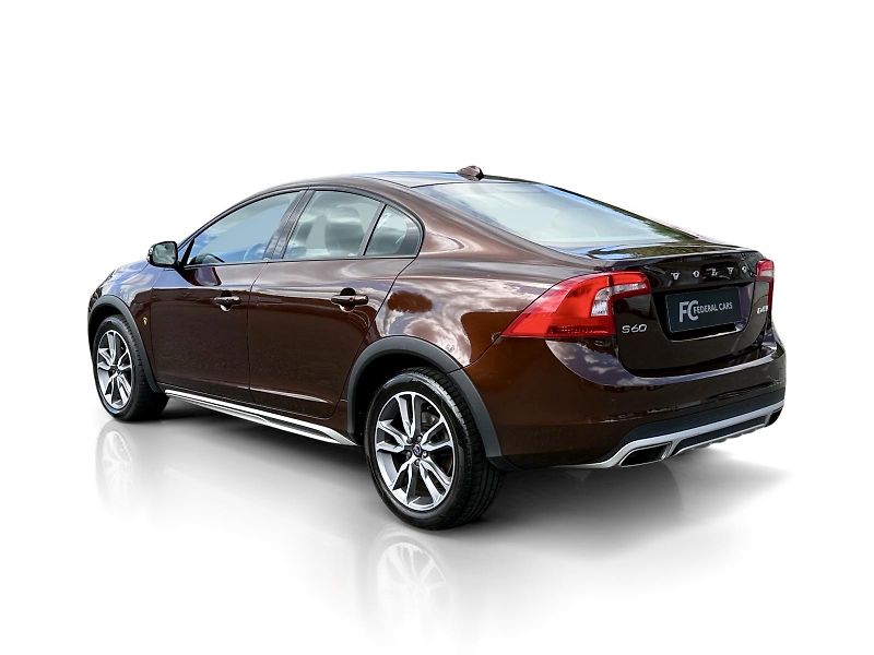 Volvo S60 CrossCountry D4 // POLESTAR - fotka 3 z 30