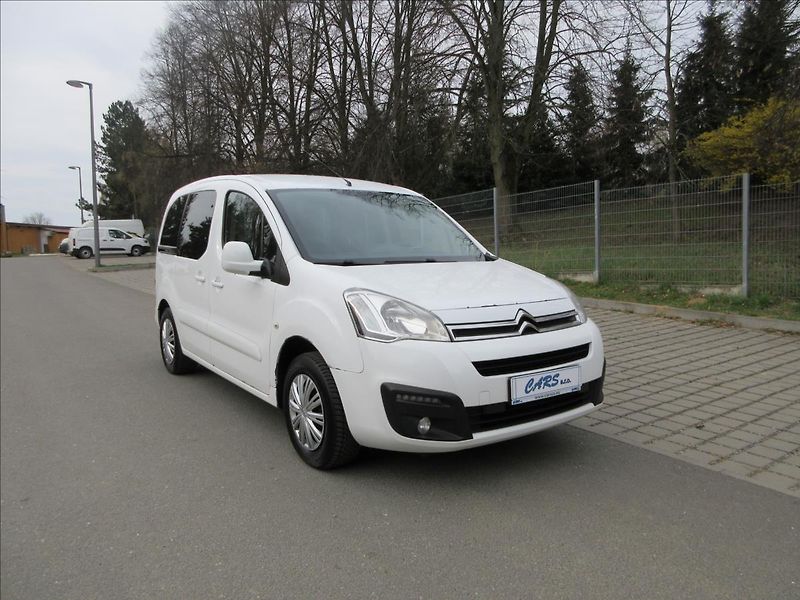 Citroën Berlingo 1,6 HDi 73Kw, 5míst, Klima, Te - fotka 4 z 31