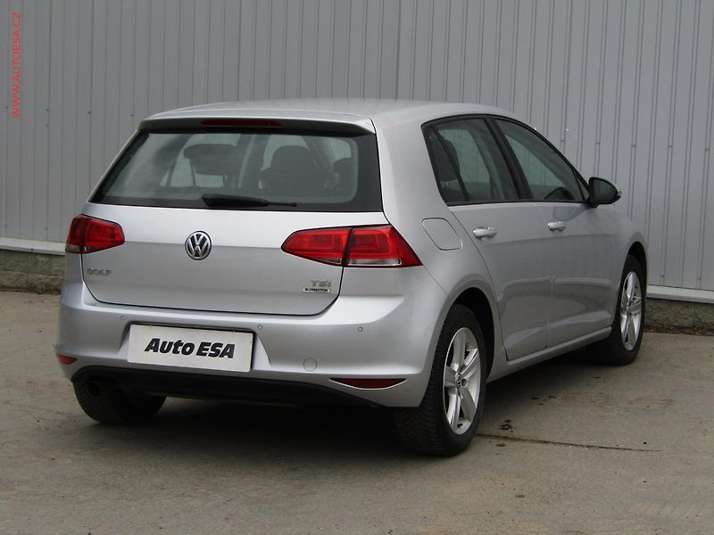 Volkswagen Golf (2015) 1.2 TSi, Comfortline - fotka 4 z 15