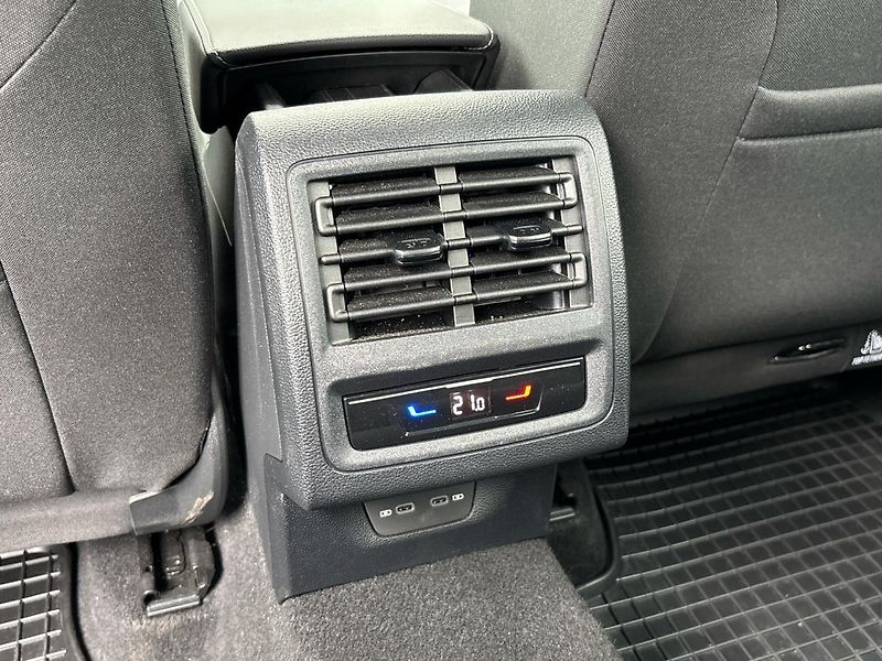 Volkswagen Golf People DSG - fotka 22 z 27