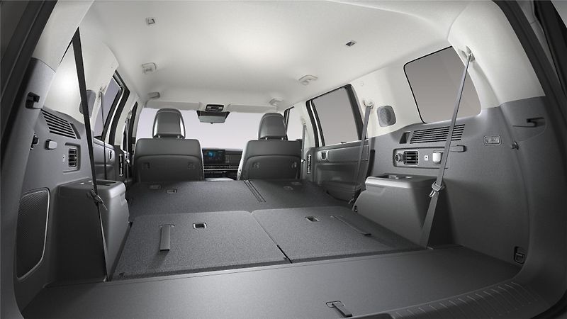 Hyundai Santa Fe (2026) 1,6 T-GDI HEV 4x4 176 kW  STYL - fotka 6 z 8