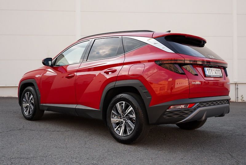 Hyundai Tucson 1.6 T-GDi 110Kw COMFORT 2500KM - fotka 10 z 23