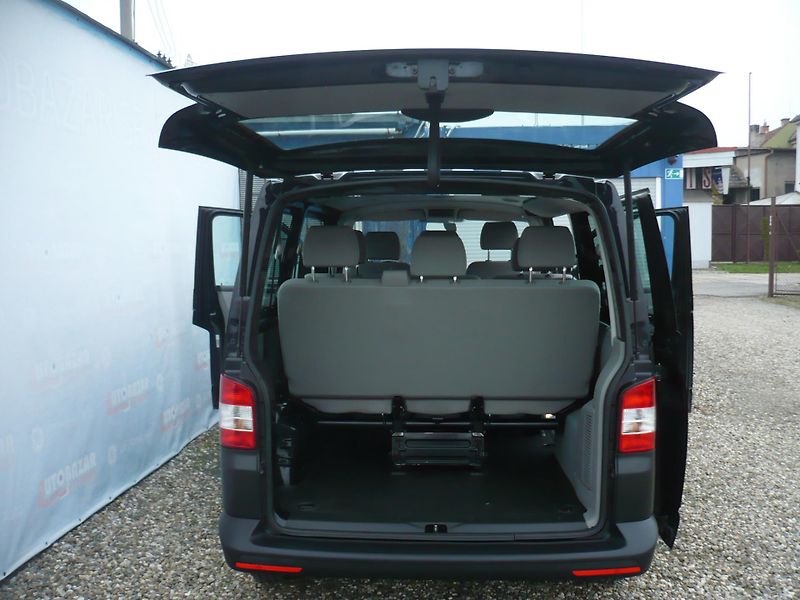 Volkswagen Transporter 2.0TDI 103Kw 8Míst - fotka 21 z 27