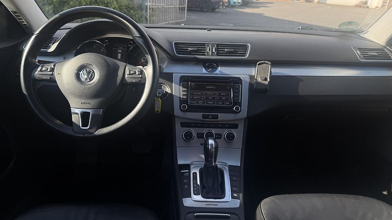 Volkswagen Passat Variant (2013) 2.0TDI 130KW DSG 4MOTION - fotka 16 z 30