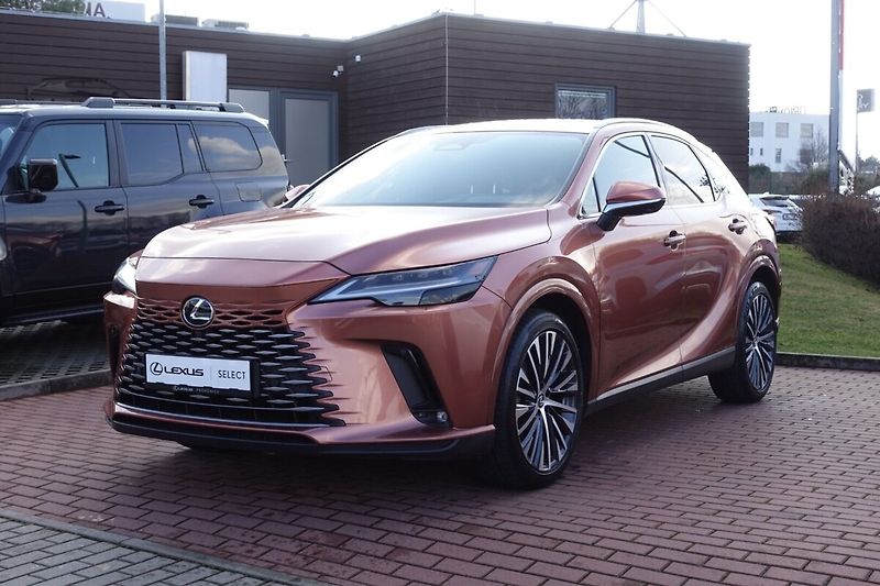 Lexus RX RX450+ PHEV Plug-in hybrid Exe - fotka 2 z 36