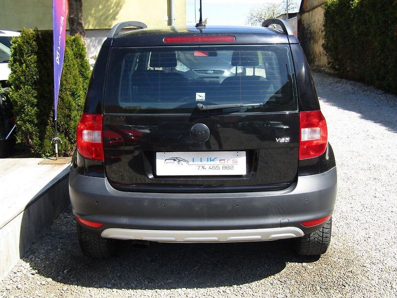 Škoda Yeti (2013) 1.2 TSI 77kW BEZ KOROZE - fotka 12 z 36