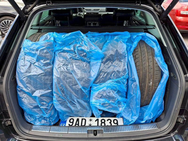 Škoda Superb (2022) Combi Scout DSG 4x4 2,0TDi 147 - fotka 8 z 35