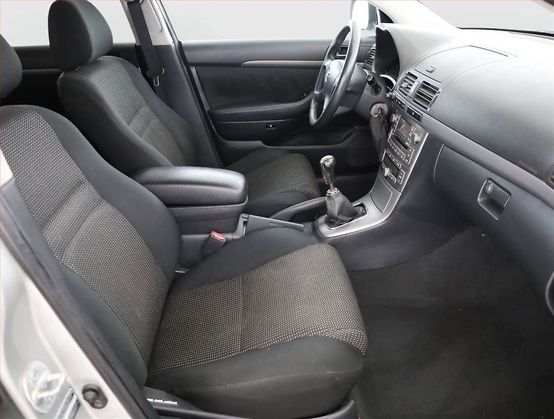 Toyota Avensis (2006) 1.8 VVT-i, po STK, Klima - fotka 7 z 13
