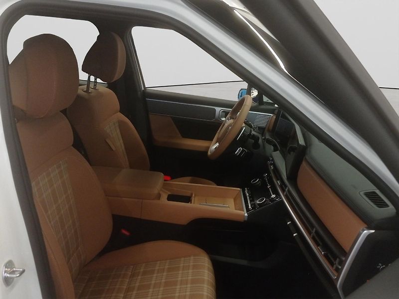 Hyundai Santa Fe (2026) COMFORT 1,6 TGDI PHEV 6AT 4×4 - fotka 13 z 14