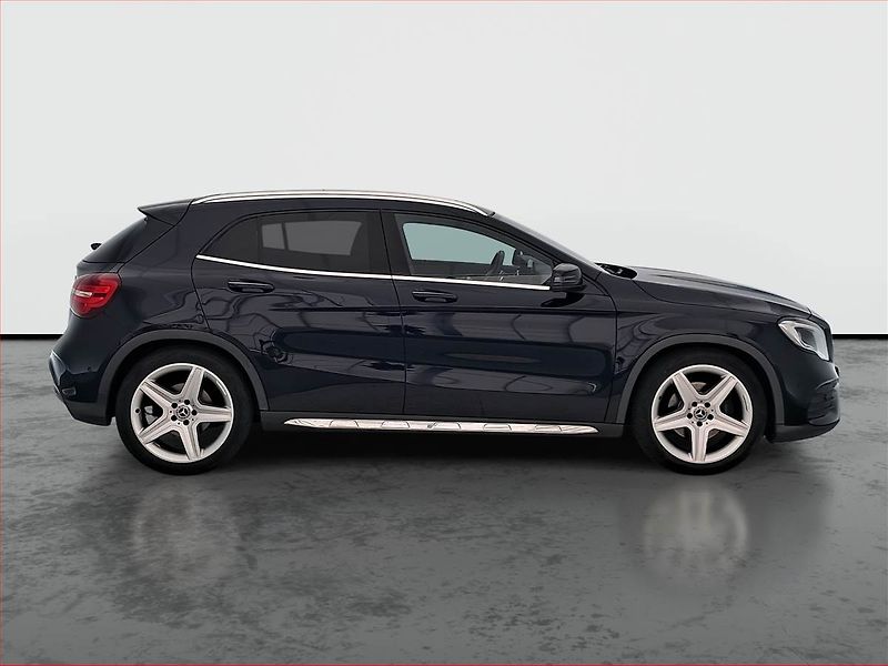 Mercedes-Benz GLA (2018) 250 4MATIC - fotka 6 z 17