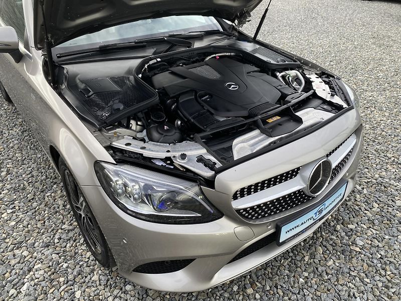 Mercedes-Benz Třídy C C 400 COUPE 4MATIC 51.000KM - fotka 73 z 149