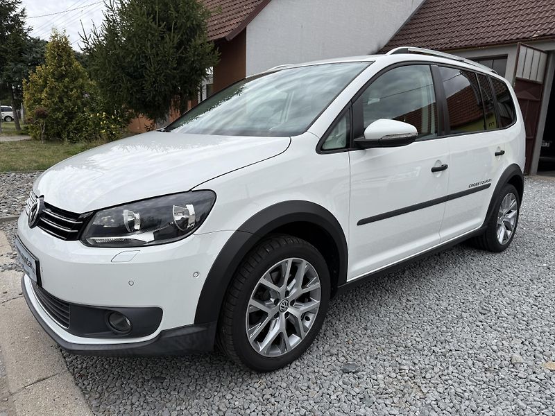 Volkswagen Touran CROSS 1.4 TSI 7 MIST ALU. - fotka 1 z 14