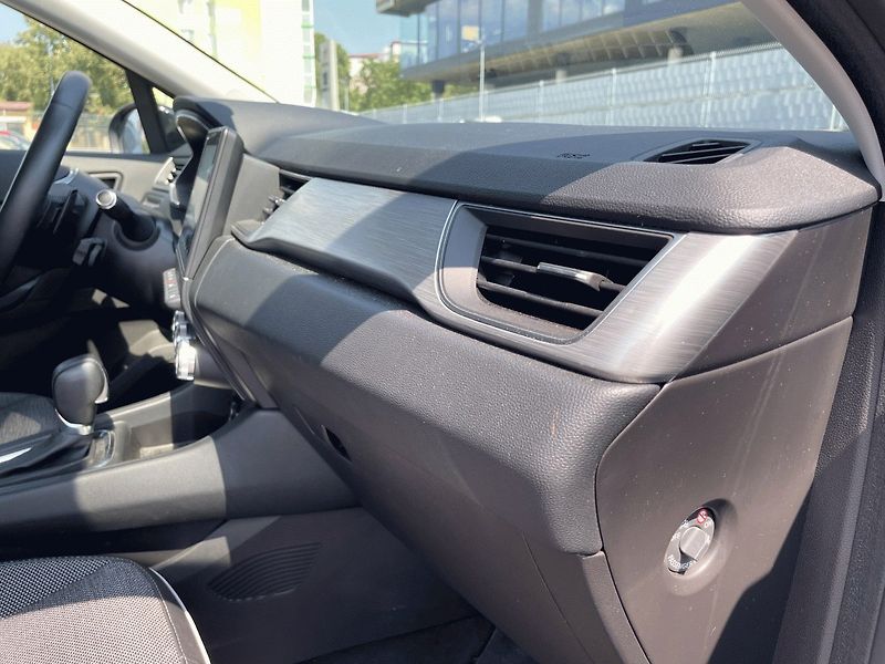 Renault Captur (2020) 1.3 TCe,103kW,Automat,Intens,Č - fotka 38 z 40