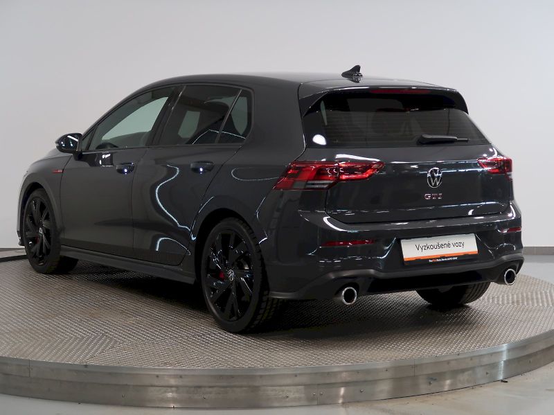 Volkswagen Golf (2024) GTI 2.0TSI 180KW DSG - fotka 7 z 36