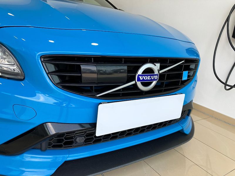 Volvo V60 POLESTAR Limited Edition, ČR - fotka 3 z 39