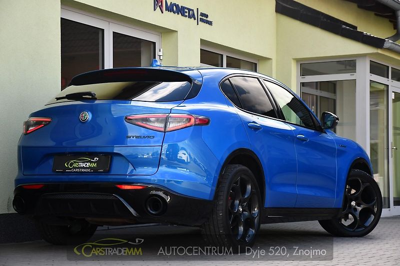 Alfa Romeo Stelvio 2.2 Diesel 16V 154kW VELOCE Q4 - fotka 5 z 53