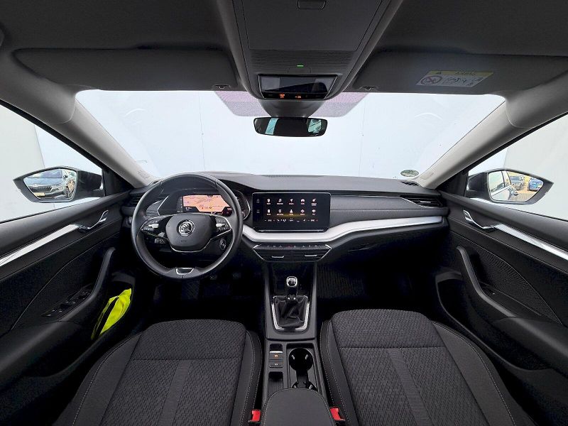 Škoda Octavia (2023) 2.0 TDI 110kW Style Extra - fotka 9 z 35