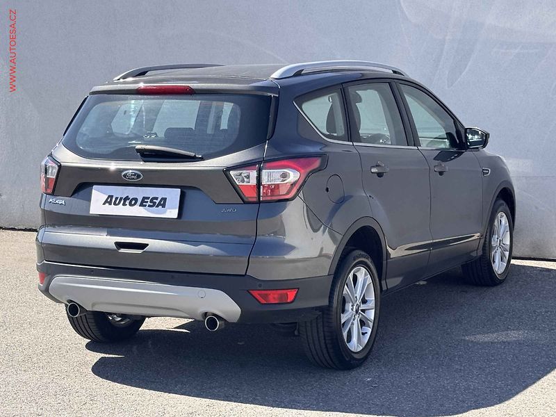 Ford Kuga (2019) 2.0 TDCI 4x4, 1.maj,ČR - fotka 6 z 15