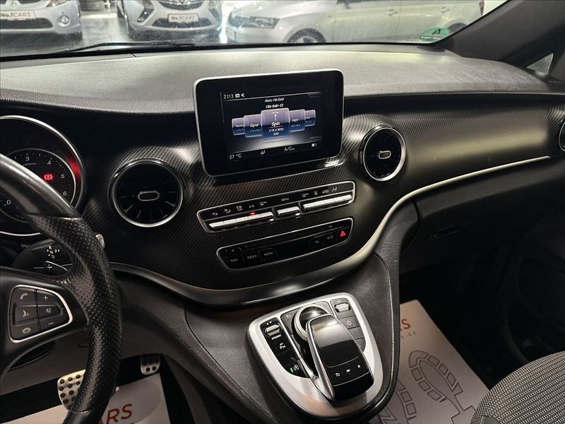 Mercedes-Benz Třídy V 2,0   250D 4MATIC AMG KAMERA - fotka 14 z 32