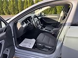 Volkswagen Passat (2022) Variant 1,5TSI EVO Business ČR - náhled 12