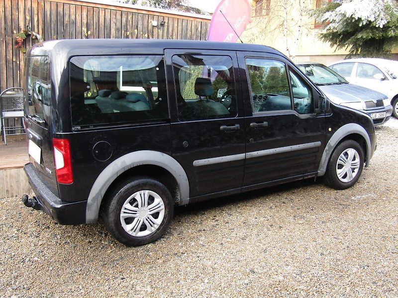 Ford Tourneo Connect (2010) 1.8 TDCi 81kW BEZ DPF - fotka 10 z 34