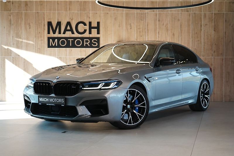 BMW M5 Competition xDrive, B&W, HUD - fotografie inzerátu