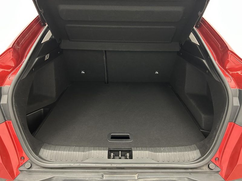 Renault Arkana 1.3 TCe Intens - fotka 23 z 24