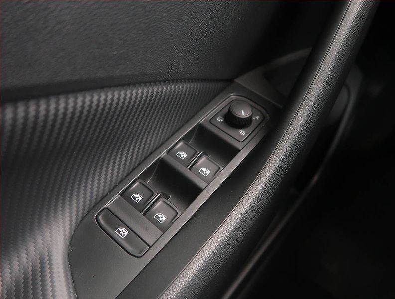Škoda Kamiq (2024) Monte Carlo 1.5 TSI - fotka 15 z 15