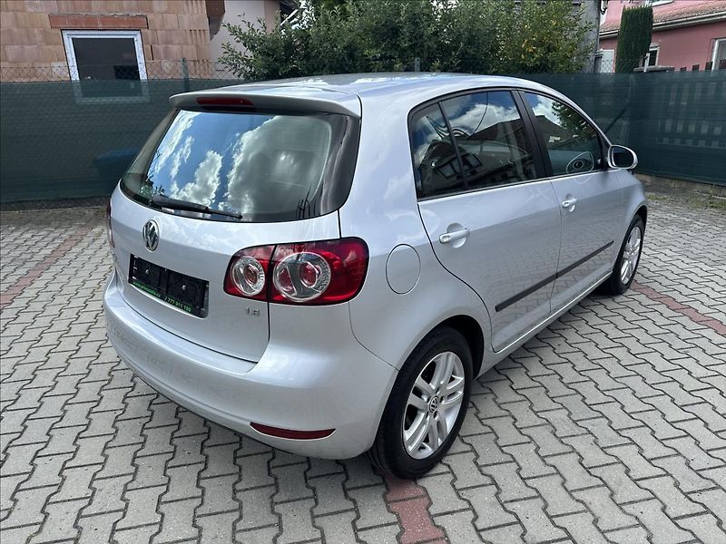 Volkswagen Golf Plus 1,6 MPI 1.majitel TRENDLINE - fotka 3 z 31