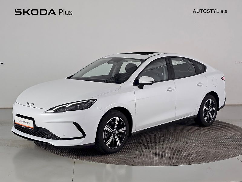 BYD Seal 5 DM-i (2025) 1.5 PHEV 212k DESIGN - fotografie inzerátu