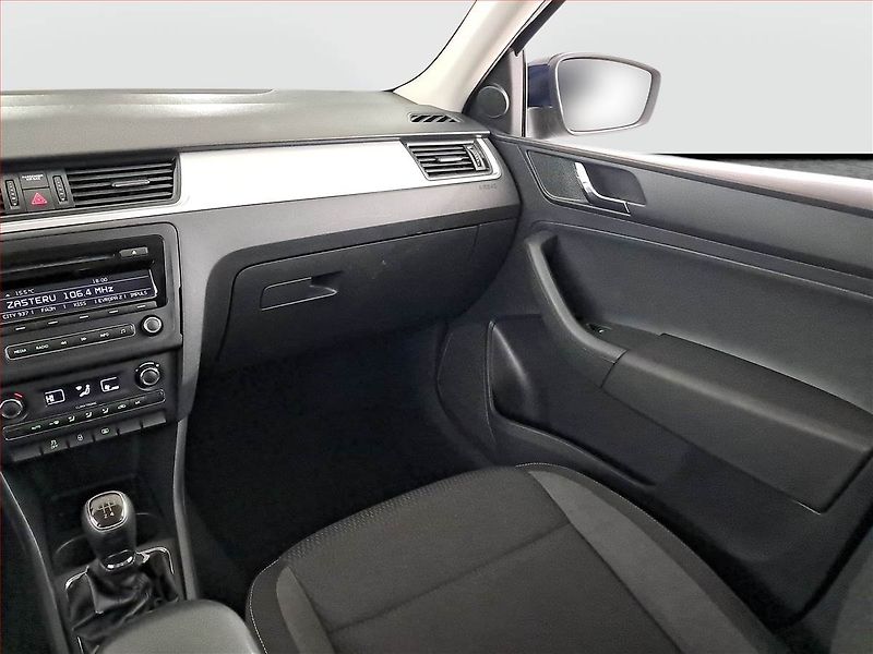 Škoda Rapid (2013) 1.6 TDI - fotka 8 z 17