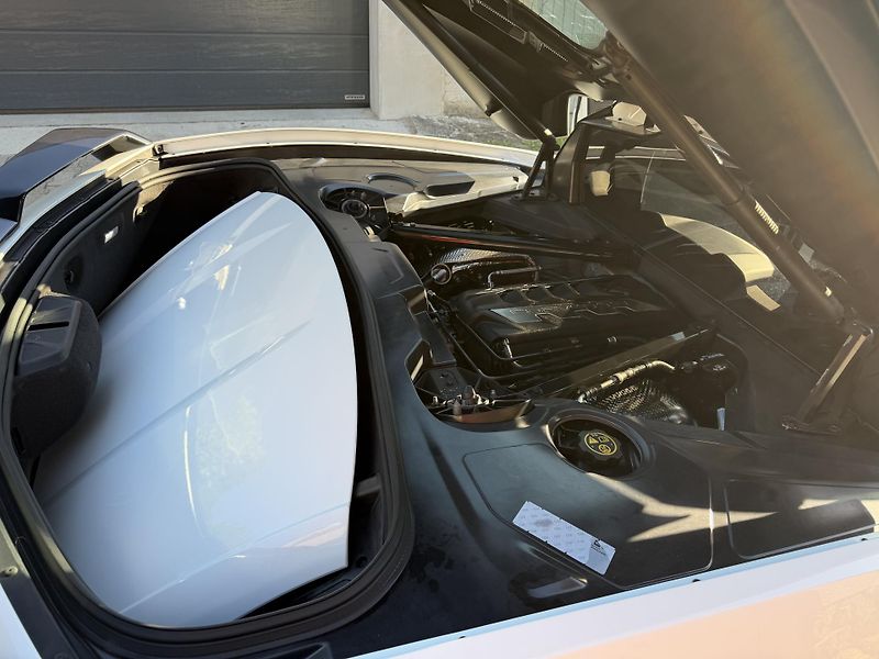 Chevrolet Corvette (2022) C8-TARGA-VÝFUK-LIFT-TOP-DPH - fotka 18 z 18
