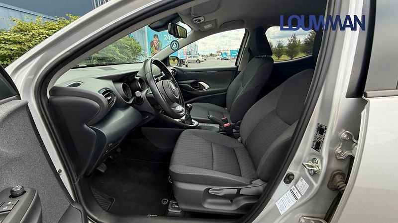 Toyota Yaris COMFORT STYLE TECH - fotka 6 z 18