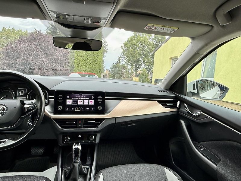 Škoda Scala (2022) 1,0TSi 81kW STYLE DSG TAŽNÉ - fotka 7 z 17