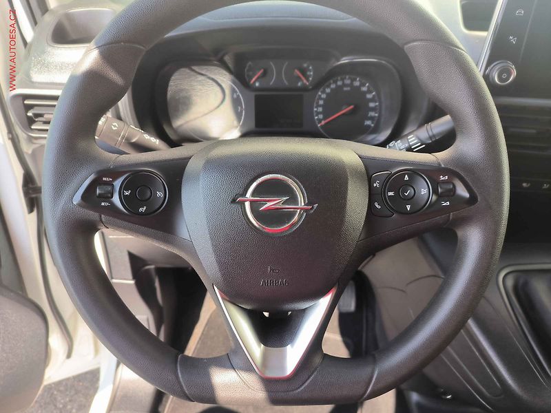 Opel Combo (2020) 1.5CDTi MAXi, AC - fotka 16 z 21