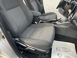 Toyota Auris 1.8i 16v HYBRID AUT NAVI CAM!! - náhled 135
