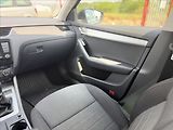 Škoda Octavia 2,0 STYLE EL.KUFR, VYHŘ.ČELNÍ - náhled 23